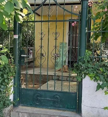 Cozy House In Samoutani Apartament *