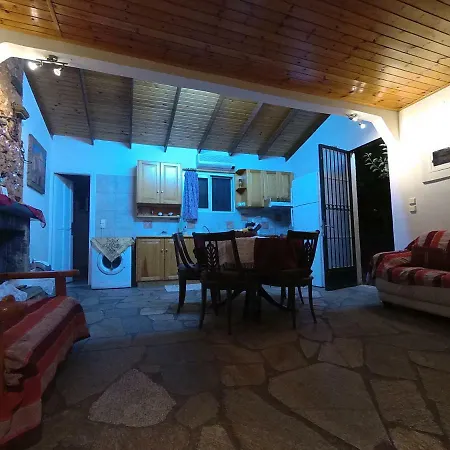 Apartament Cozy House In Samoutani