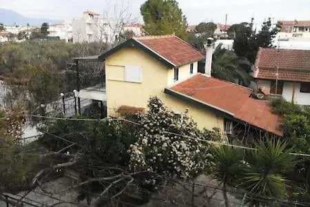 Cozy House In Samoutani Apartament