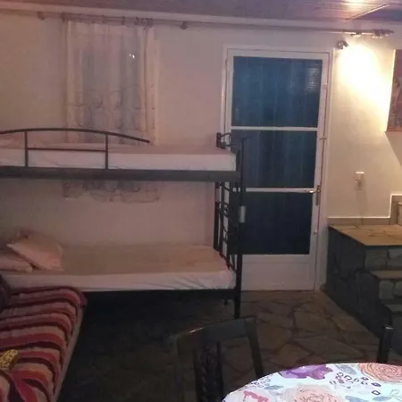 Cozy House In Samoutani Vrahati